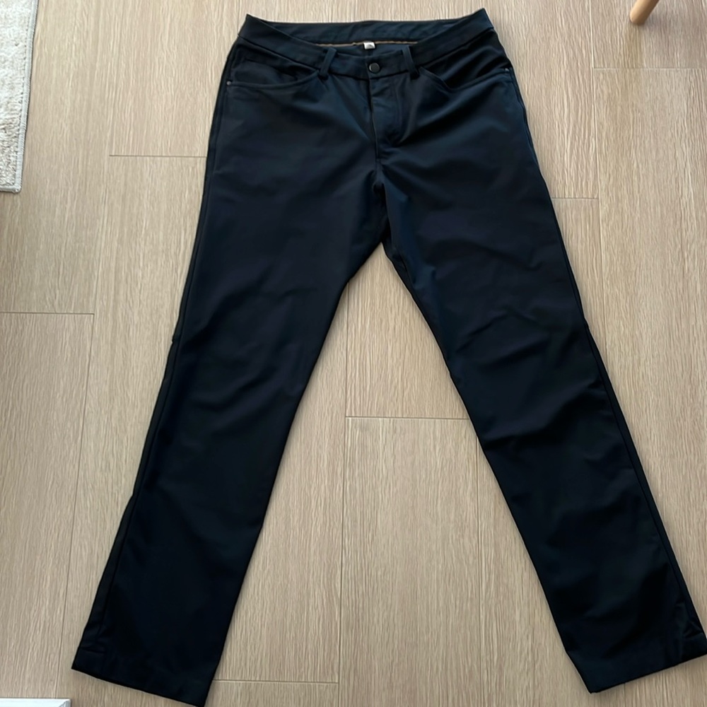 Men’s Lululemon ABC Classic Fit Pant